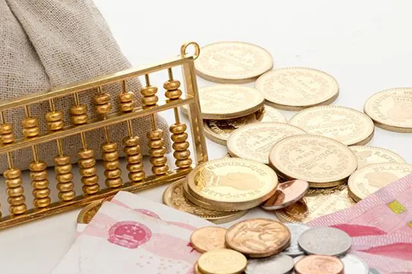 阿罗海城市广场：繁华商业中心的地标性与消费新体验